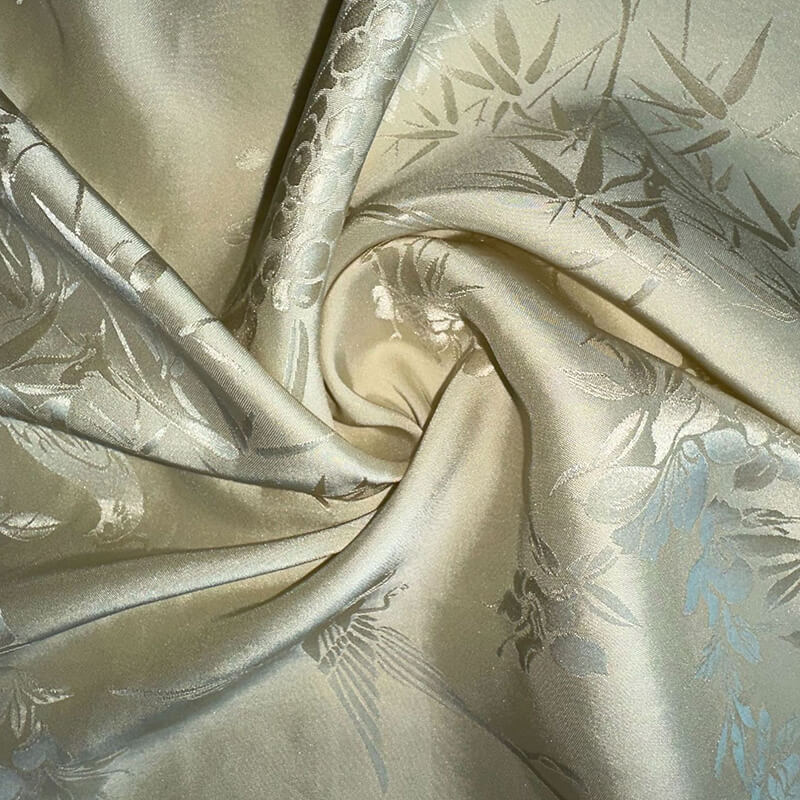 Jacquard Mulberry Silk Woven Fabric for Apparel Wholesale Supplier 2